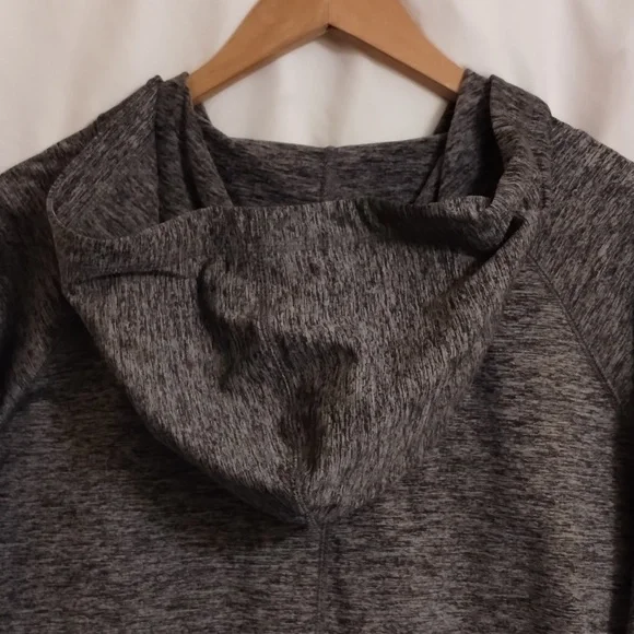 NFL Women's Gray Team Apparel. In Excelent Conditions!!! - Picture 11 of 14